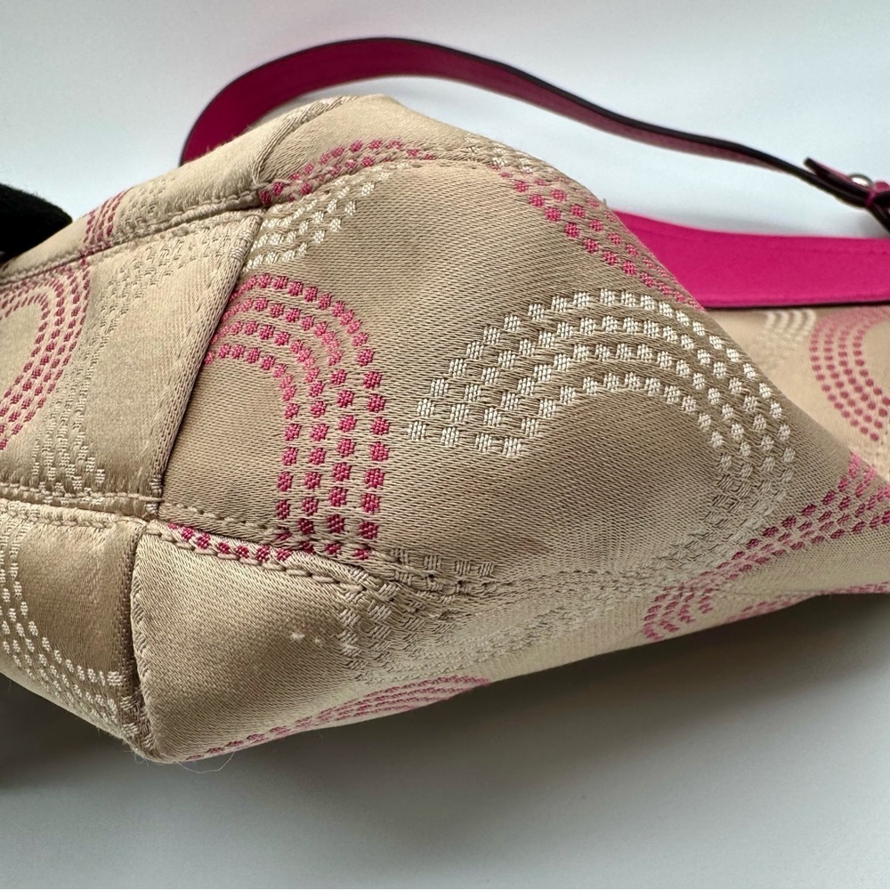 Coach Ashley Signature Op Art Shoulder Bag | Good Used Condition - Picture 9 of 12
